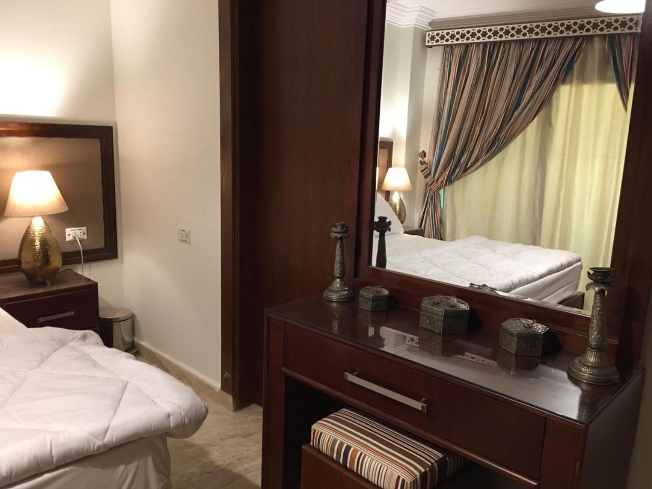 El Aida Pyramids View Hotel Kafret el-Gabal Dış mekan fotoğraf