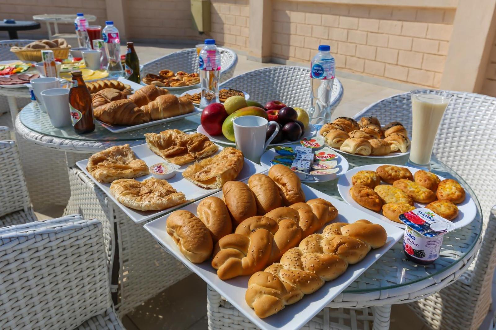 El Aida Pyramids View Hotel Kafret el-Gabal Dış mekan fotoğraf